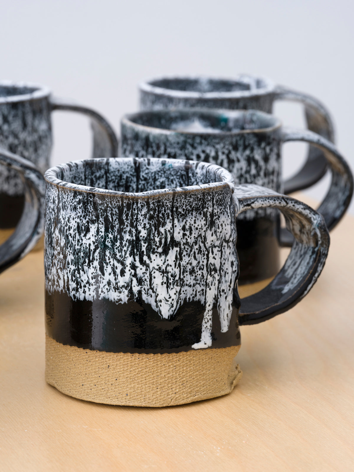 MUGS