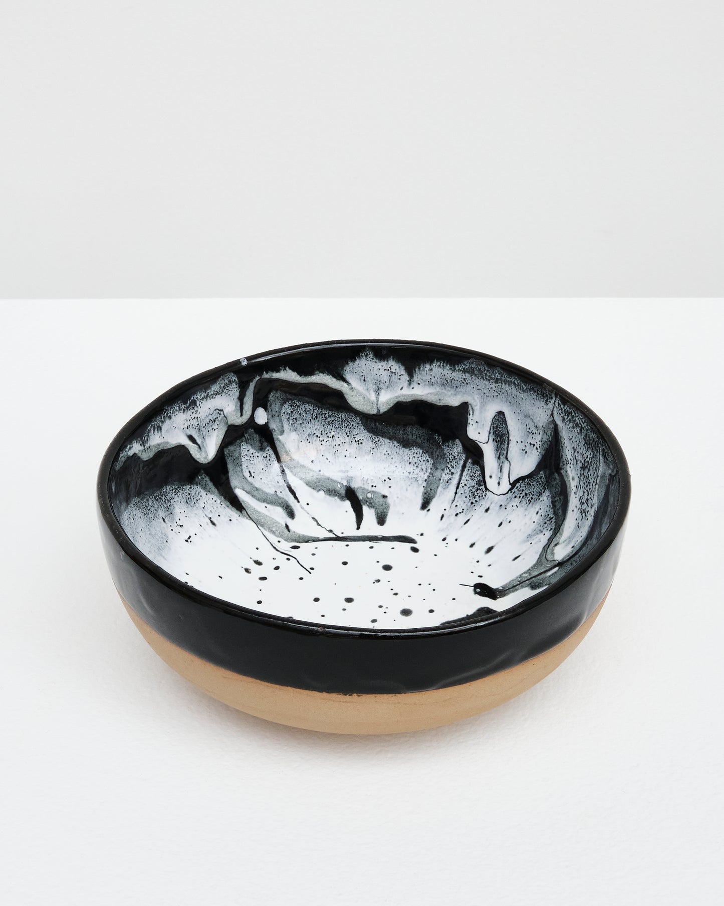 Medium smooth bowl