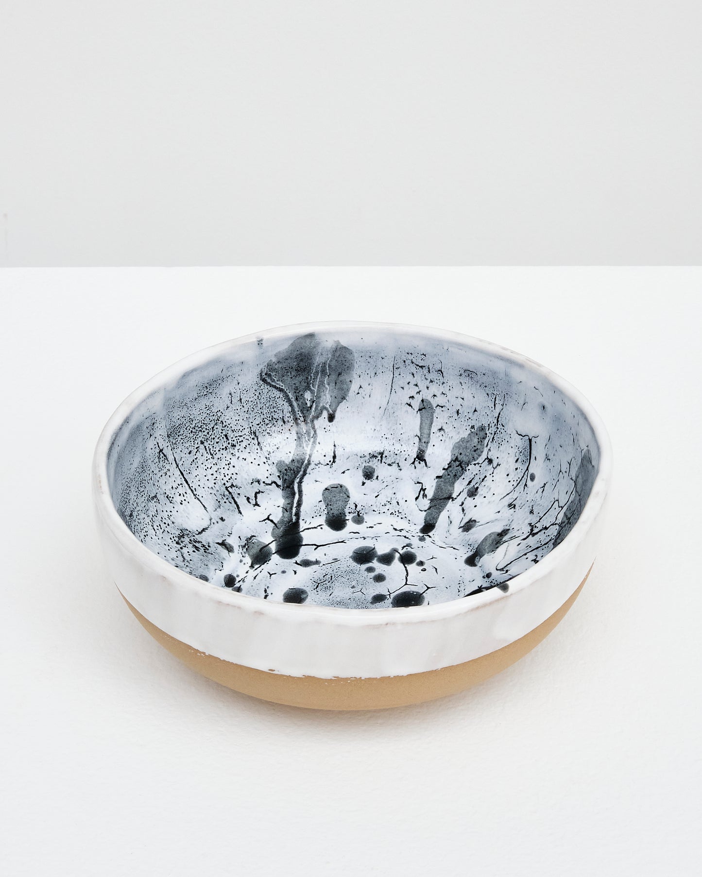 Medium smooth bowl